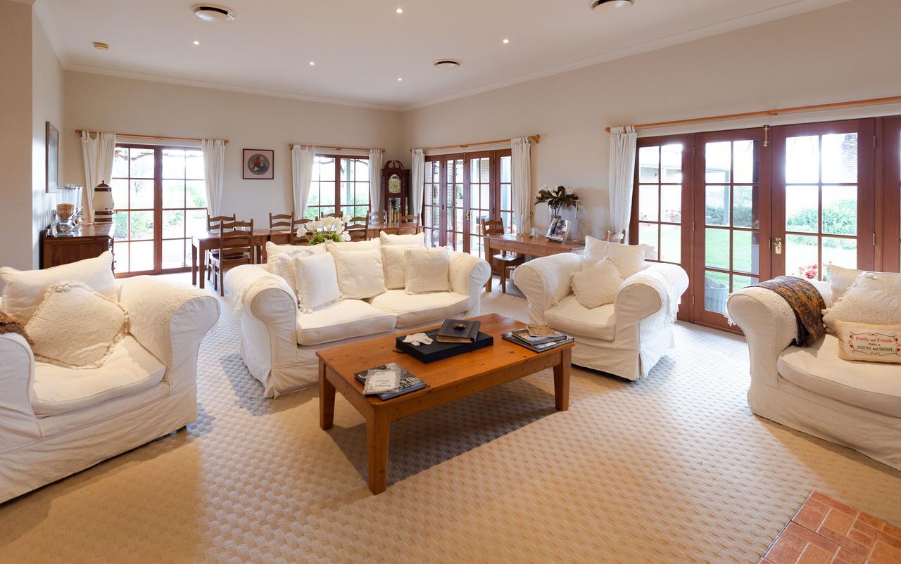 Strathearn Park Lodge Скоун Екстериор снимка