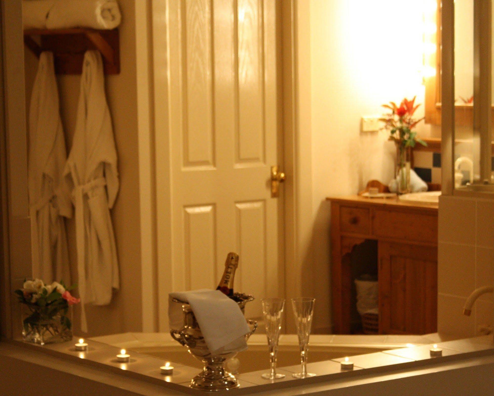 Strathearn Park Lodge Скоун Екстериор снимка